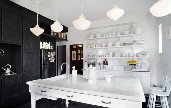 طراحی آشپزخانه سیاه و سفید در 2021
